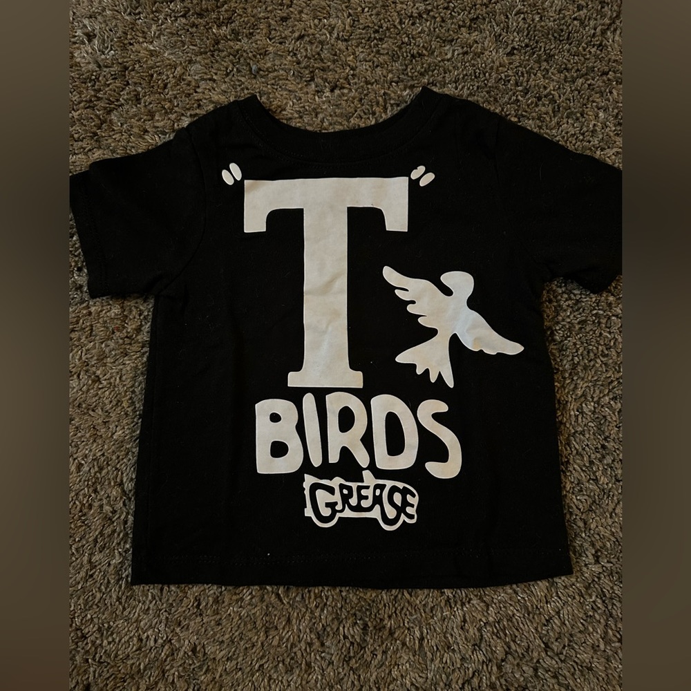 18 months baby clothes, barley used